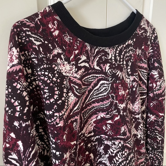 Joie Caleigh Paisley Floral Purple Cropped Sweatshirt Size Large - Picture 4 of 13